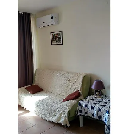 Private In Holiday & Orchid Fort Club Apartment